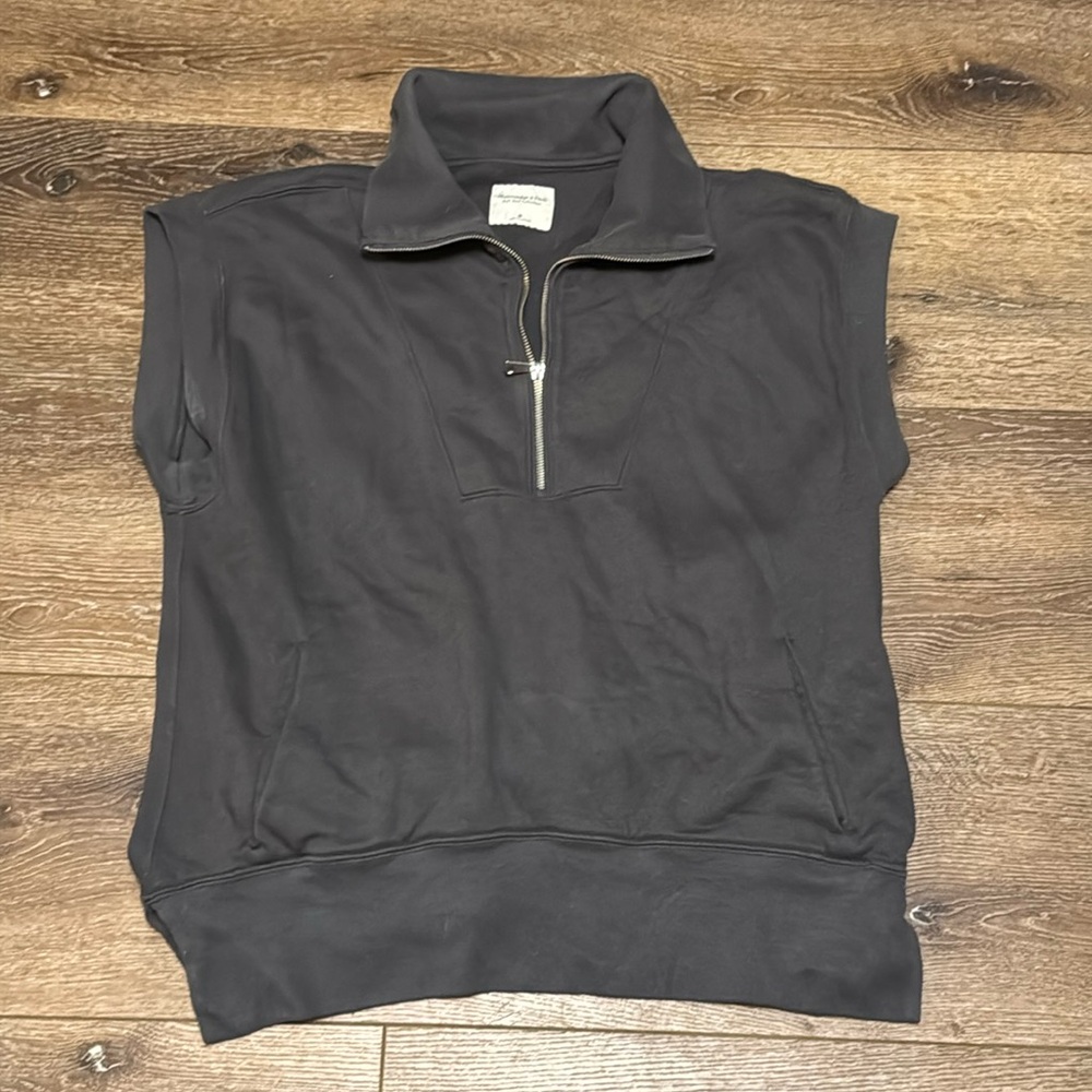 Abercrombie &‎ fitch gray medium